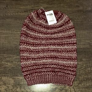 Beanie - Charlotte Ruse